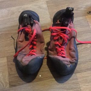 Five Ten Anasazi Pinks Original